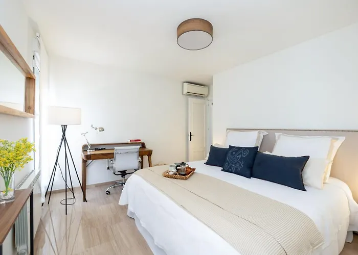 Chezmoihomes Penthouse Boutique With Terrace Appartamento *